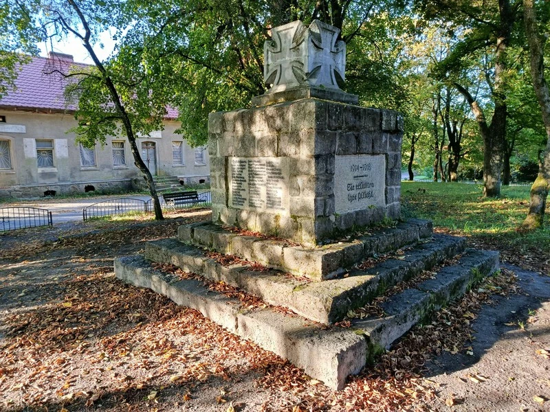 Часовня и сквер в центре Краснолесья, фото 5